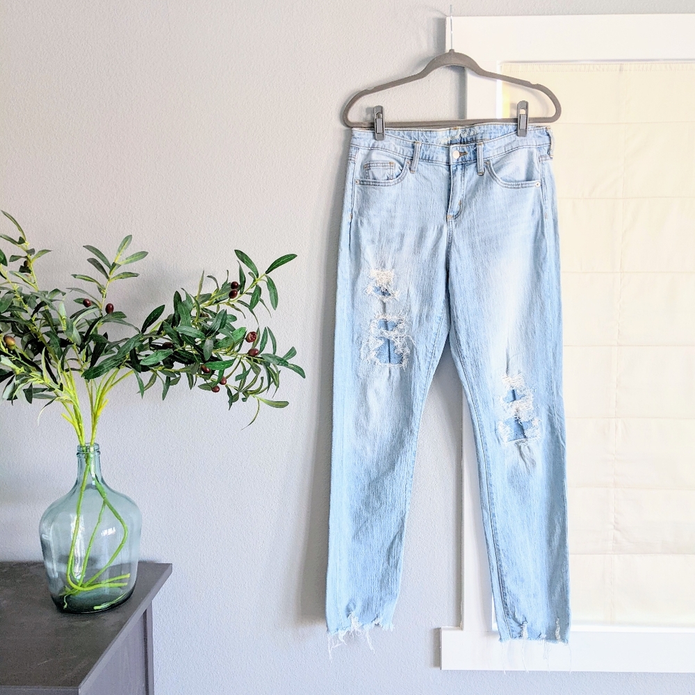 Universal Thread Lightwash Distressed Boyfriend J… - image 1